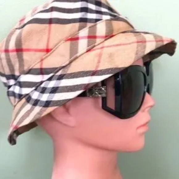 Dior Oversized Sunglasses - Picture 3 of 8